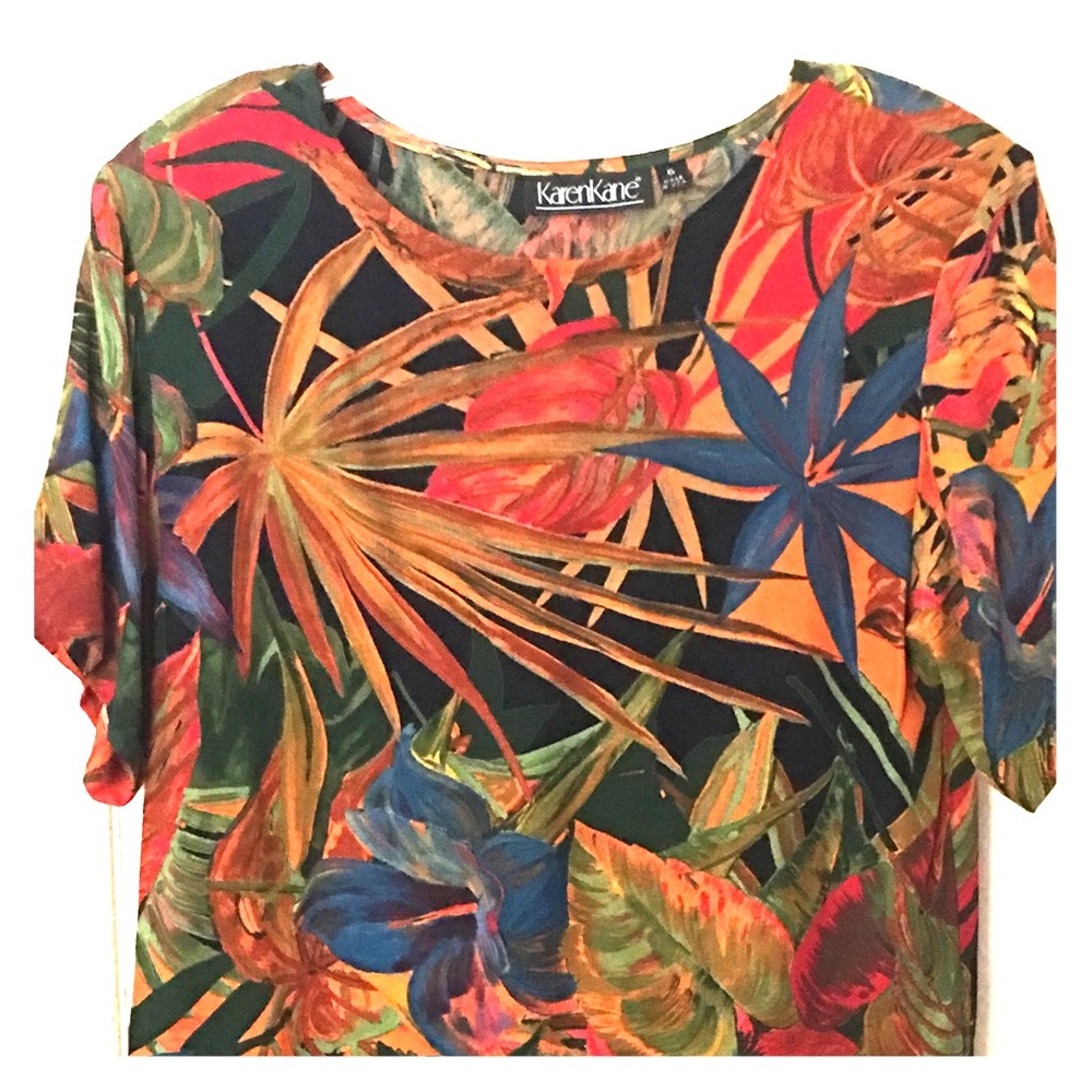 Karen Kane tropical print short sleeve blouse
